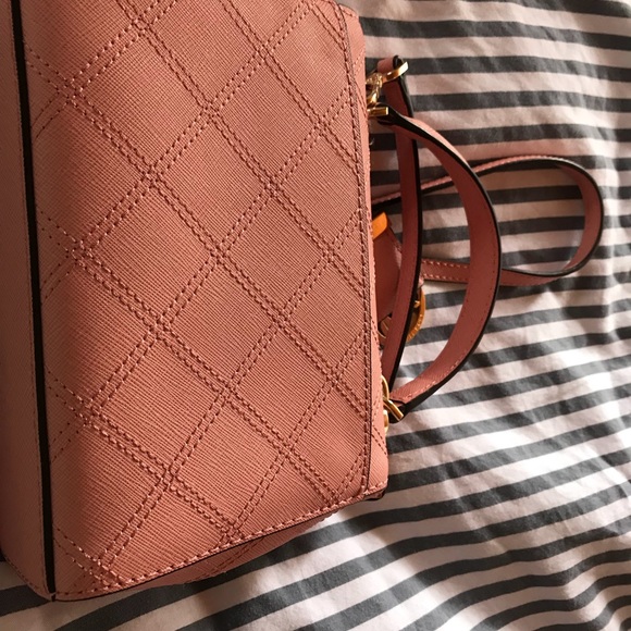 Mk Purse - Picture 6 of 6